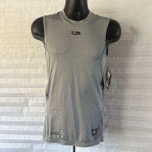 1st Round Men’s Tank Silver Workout Shirt Sizes Small Medium Activewear